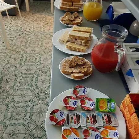 Oda ve Kahvaltı Mare *